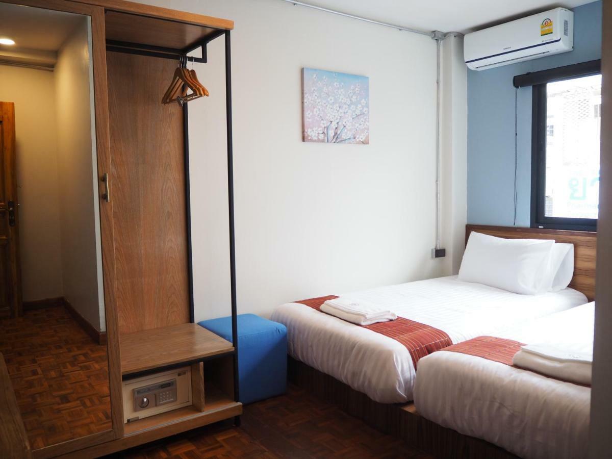 Apartament Boonnark Bed Night Bazaar No Car Parking Chiang Mai Zewnętrze zdjęcie