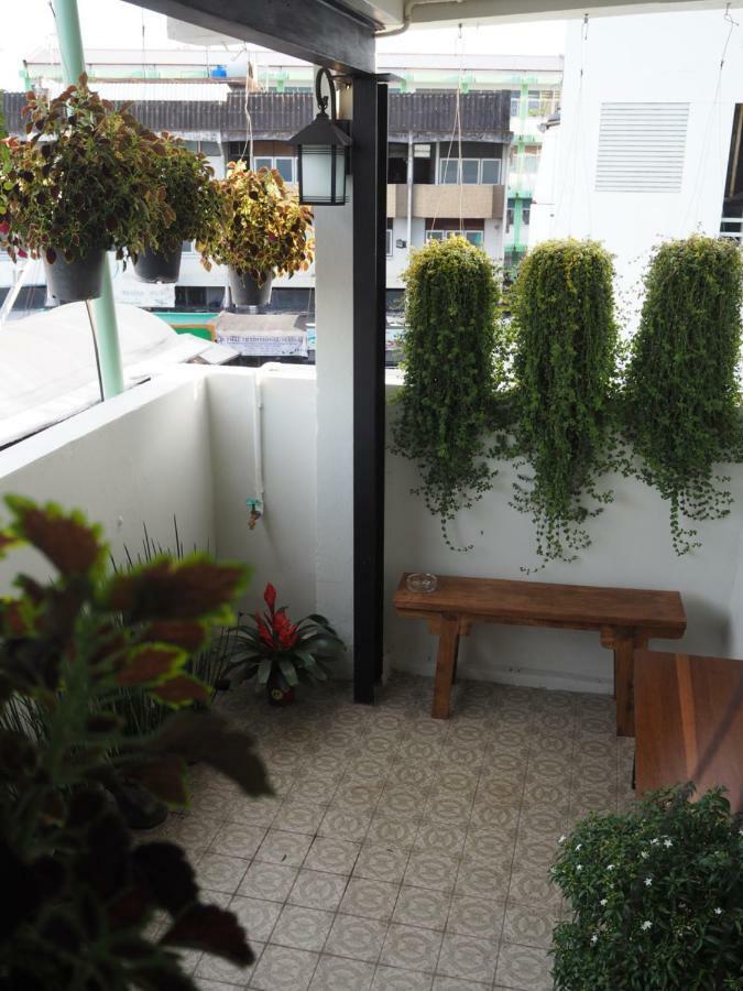 Apartament Boonnark Bed Night Bazaar No Car Parking Chiang Mai Zewnętrze zdjęcie